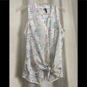 Maurices NWT sleeveless button down blouse